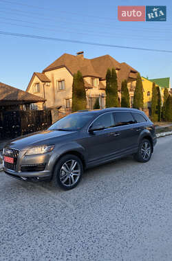 Внедорожник / Кроссовер Audi Q7 2012 в 