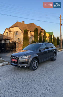 Позашляховик / Кросовер Audi Q7 2012 в Вараші