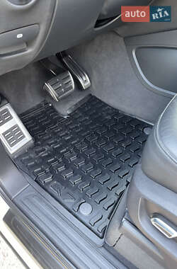 Внедорожник / Кроссовер Audi Q7 2014 в 