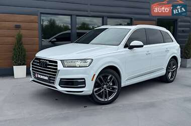 Позашляховик / Кросовер Audi Q7 2017 в Рівному