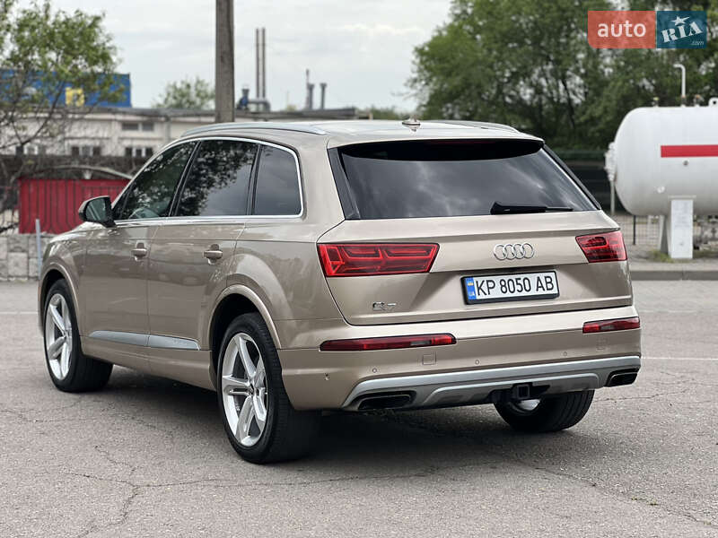 Внедорожник / Кроссовер Audi Q7 2018 в Запорожье