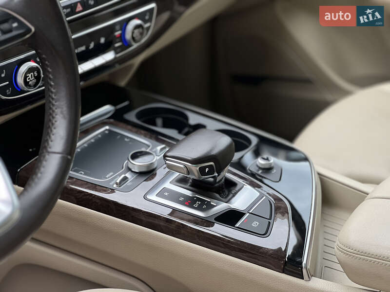 Внедорожник / Кроссовер Audi Q7 2018 в Запорожье