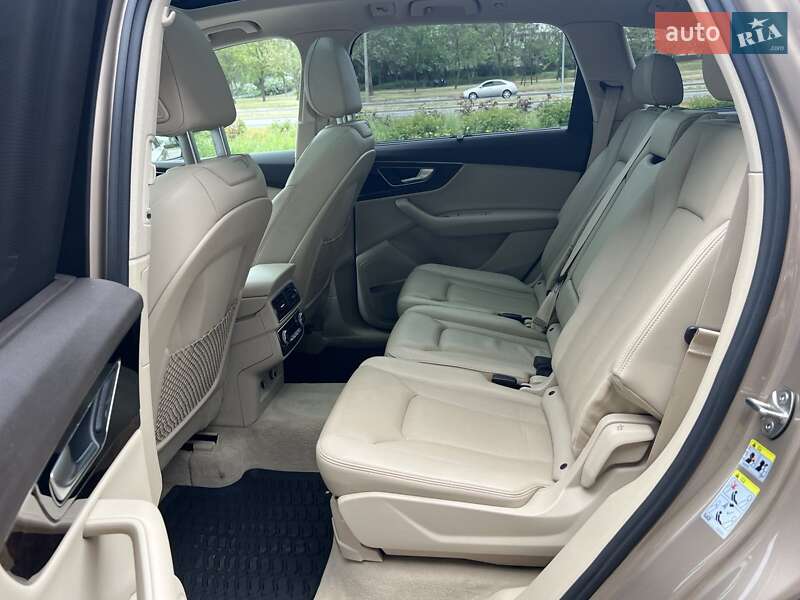 Внедорожник / Кроссовер Audi Q7 2018 в Запорожье