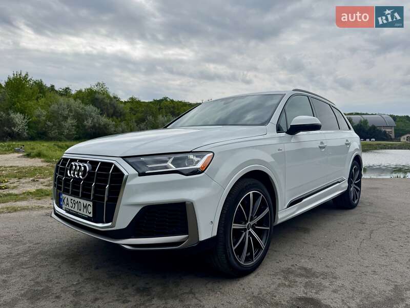 Внедорожник / Кроссовер Audi Q7 2022 в Днепре