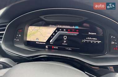 Позашляховик / Кросовер Audi Q7 2022 в 