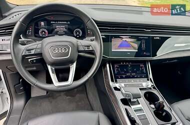 Внедорожник / Кроссовер Audi Q7 2022 в 