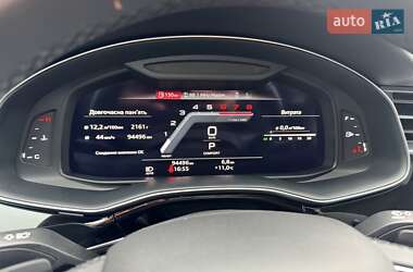 Позашляховик / Кросовер Audi Q7 2022 в 