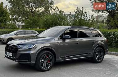 Внедорожник / Кроссовер Audi Q7 2019 в Киеве