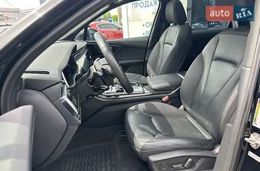 Внедорожник / Кроссовер Audi Q7 2020 в 