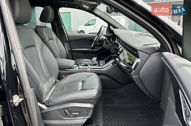 Внедорожник / Кроссовер Audi Q7 2020 в 