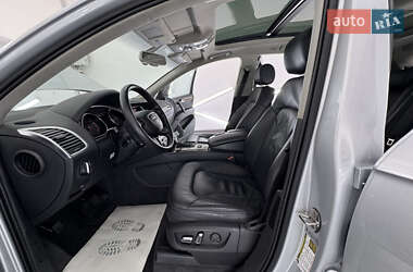 Позашляховик / Кросовер Audi Q7 2013 в 