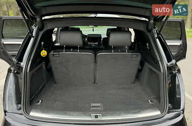 Внедорожник / Кроссовер Audi Q7 2010 в 