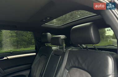 Внедорожник / Кроссовер Audi Q7 2010 в 