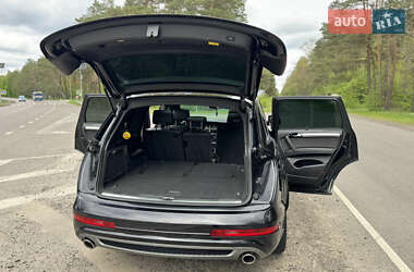 Внедорожник / Кроссовер Audi Q7 2010 в 