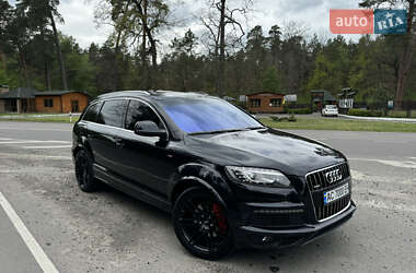 Внедорожник / Кроссовер Audi Q7 2010 в 