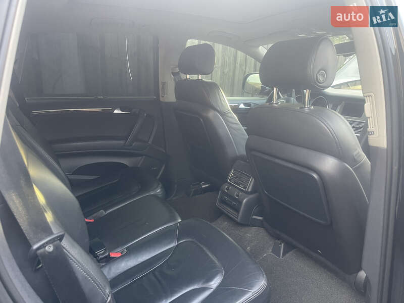 Внедорожник / Кроссовер Audi Q7 2006 в Прилуках