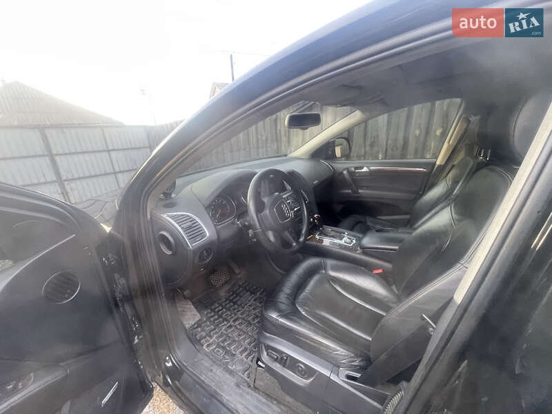 Внедорожник / Кроссовер Audi Q7 2006 в Прилуках