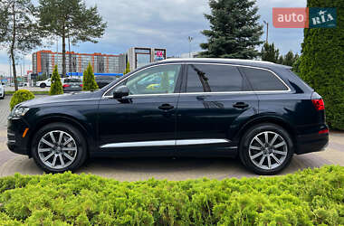 Позашляховик / Кросовер Audi Q7 2016 в 