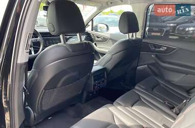 Внедорожник / Кроссовер Audi Q7 2021 в 