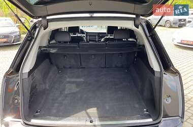 Внедорожник / Кроссовер Audi Q7 2021 в 