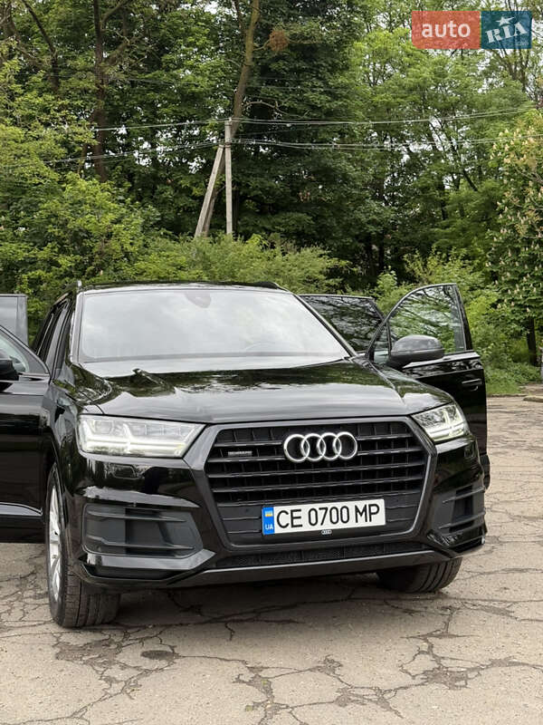Позашляховик / Кросовер Audi Q7 2019 в Чернівцях