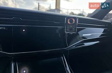 Внедорожник / Кроссовер Audi Q7 2020 в 