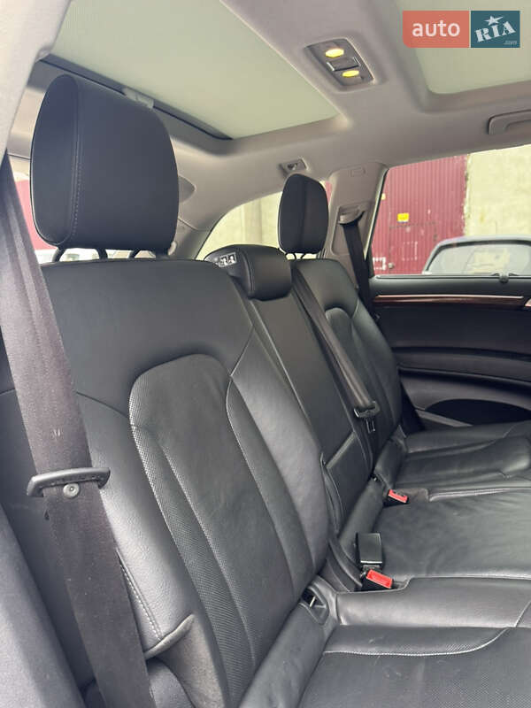 Внедорожник / Кроссовер Audi Q7 2013 в Черновцах