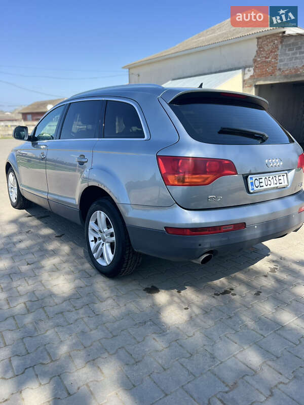 Внедорожник / Кроссовер Audi Q7 2007 в Кицмани