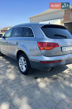 Внедорожник / Кроссовер Audi Q7 2007 в 