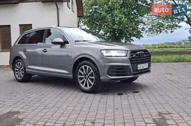 Позашляховик / Кросовер Audi Q7 2016 в 