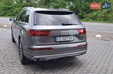 Позашляховик / Кросовер Audi Q7 2016 в 