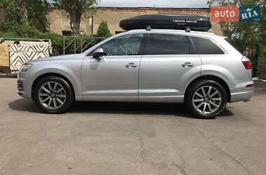 Внедорожник / Кроссовер Audi Q7 2018 в 