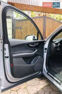 Внедорожник / Кроссовер Audi Q7 2018 в 