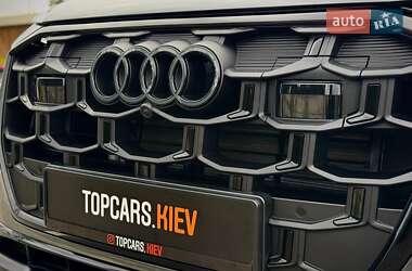 Позашляховик / Кросовер Audi Q7 2025 в 