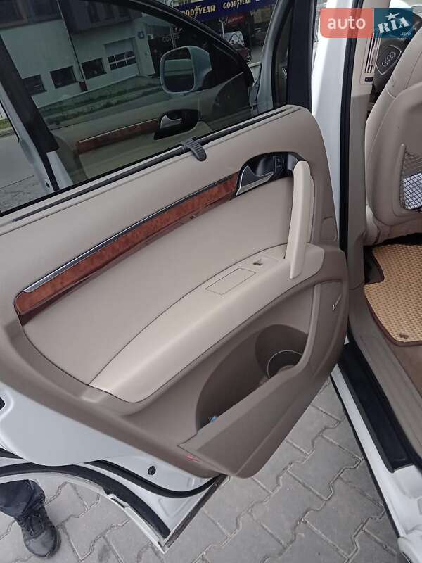 Внедорожник / Кроссовер Audi Q7 2013 в Тернополе