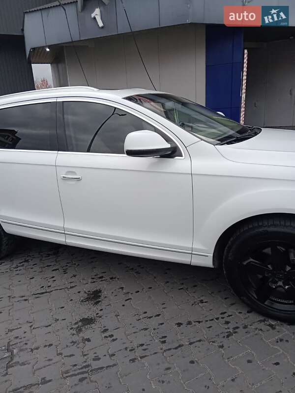 Внедорожник / Кроссовер Audi Q7 2013 в Тернополе