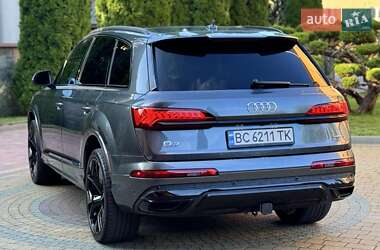 Внедорожник / Кроссовер Audi Q7 2022 в 