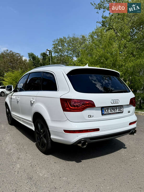 Внедорожник / Кроссовер Audi Q7 2012 в Одессе