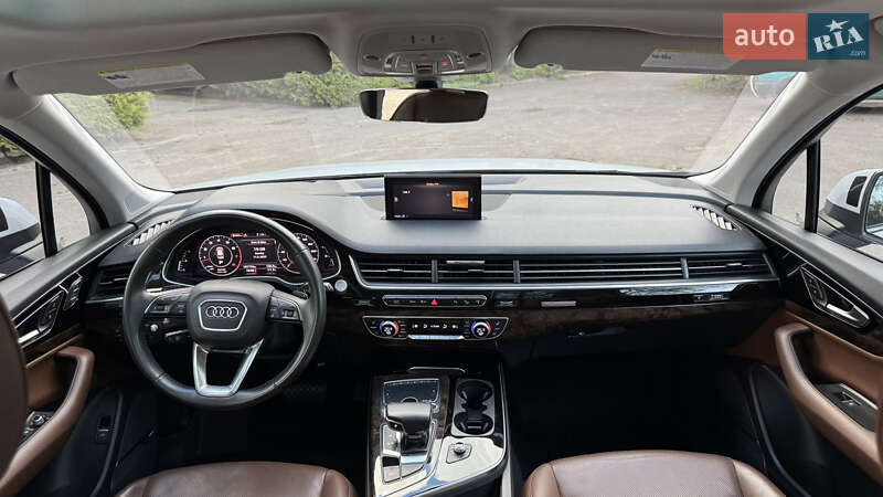 Позашляховик / Кросовер Audi Q7 2017 в Винниках