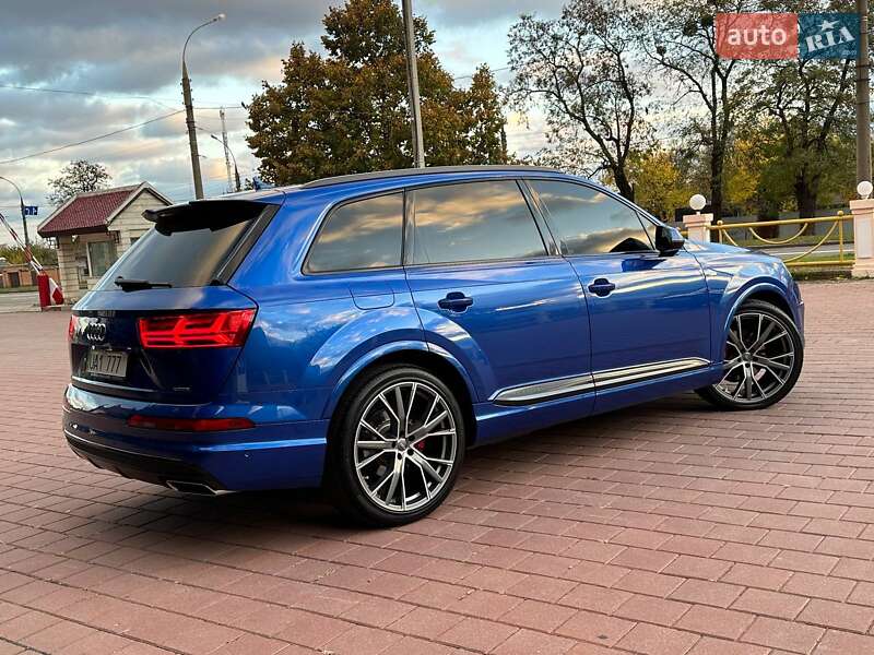 Внедорожник / Кроссовер Audi Q7 2016 в Харькове