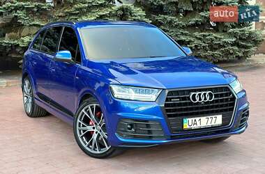 Позашляховик / Кросовер Audi Q7 2016 в 