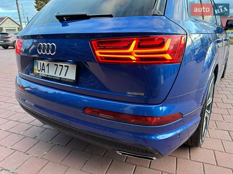 Внедорожник / Кроссовер Audi Q7 2016 в Харькове