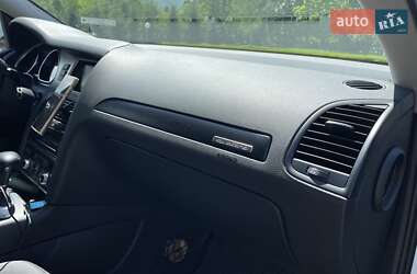 Внедорожник / Кроссовер Audi Q7 2014 в 