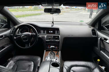 Внедорожник / Кроссовер Audi Q7 2006 в 