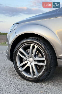 Внедорожник / Кроссовер Audi Q7 2010 в 