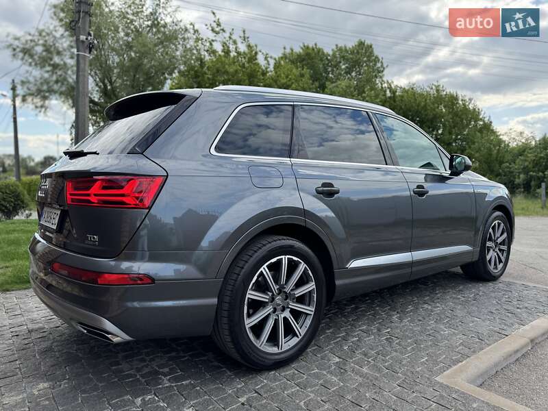 Позашляховик / Кросовер Audi Q7 2018 в Києві фото 7 Позашляховик / Кросовер Audi Q7 2018 в Києві