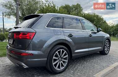 Внедорожник / Кроссовер Audi Q7 2018 в 