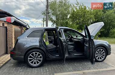 Внедорожник / Кроссовер Audi Q7 2018 в 