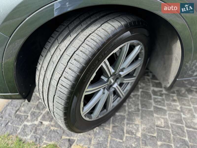 Позашляховик / Кросовер Audi Q7 2018 в Києві фото 30 Позашляховик / Кросовер Audi Q7 2018 в Києві