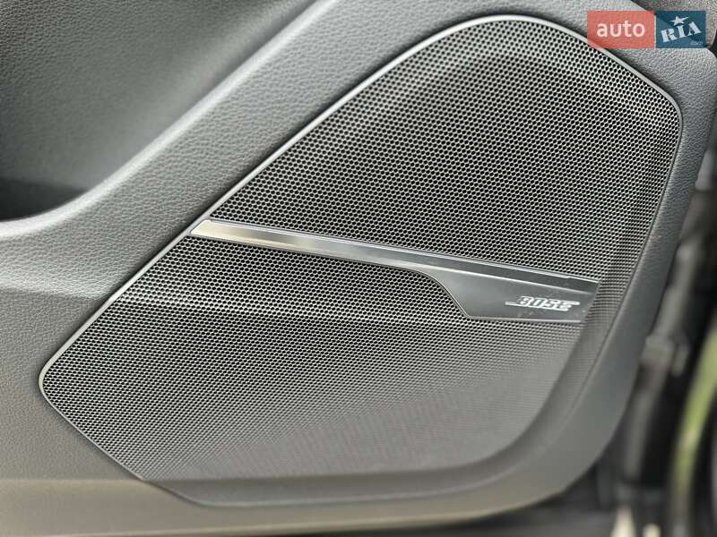 Позашляховик / Кросовер Audi Q7 2018 в Києві фото 36 Позашляховик / Кросовер Audi Q7 2018 в Києві